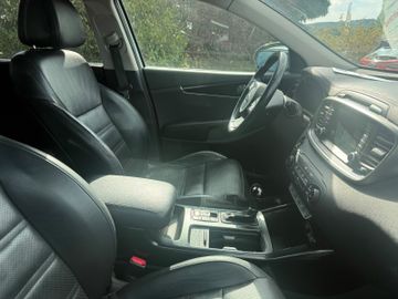 KIA Sorento - 6