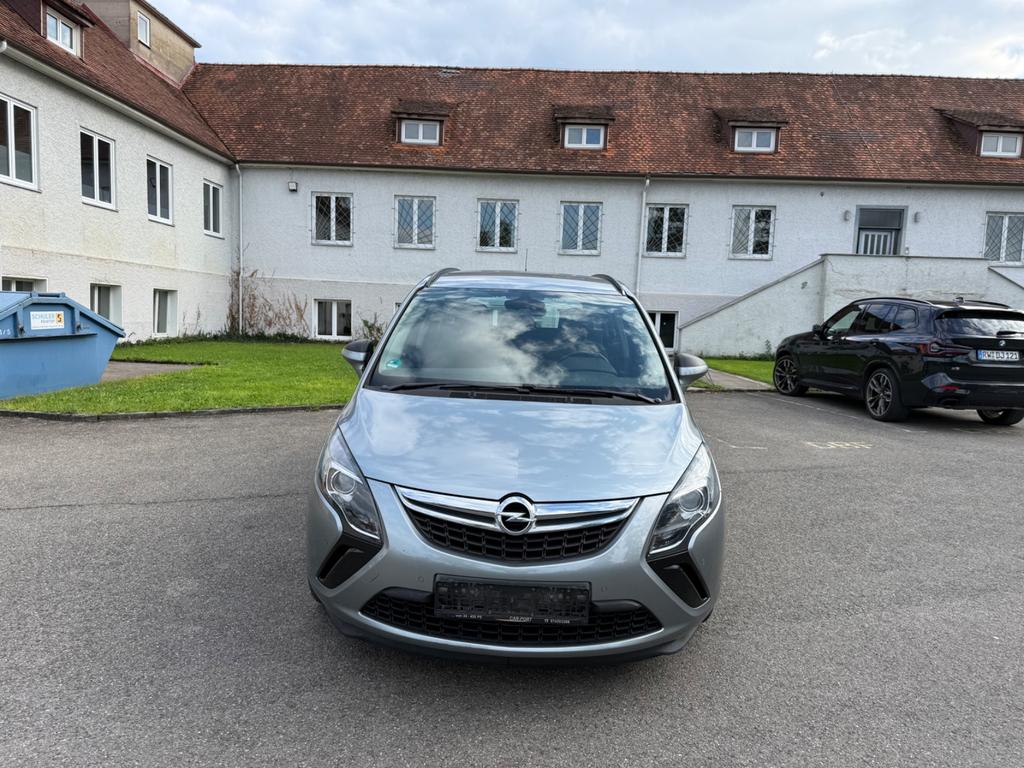 Opel Zafira Tourer