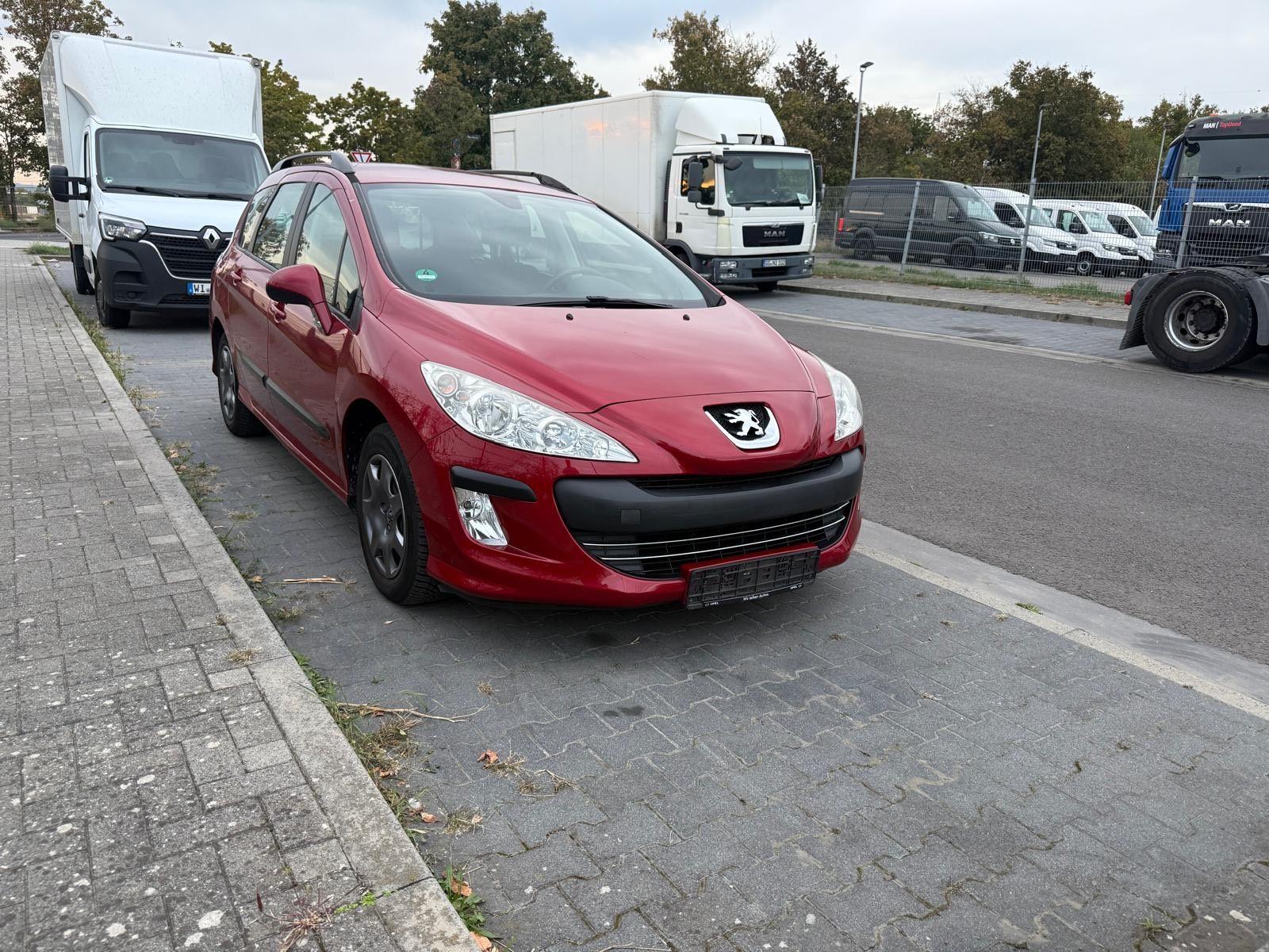 Peugeot 308 2010 — двигун 95 HP (70kW)