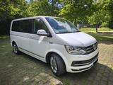 Volkswagen T6 Multivan Highline - VW T6 Multivan Gebrauchtwagen in Stuttgart