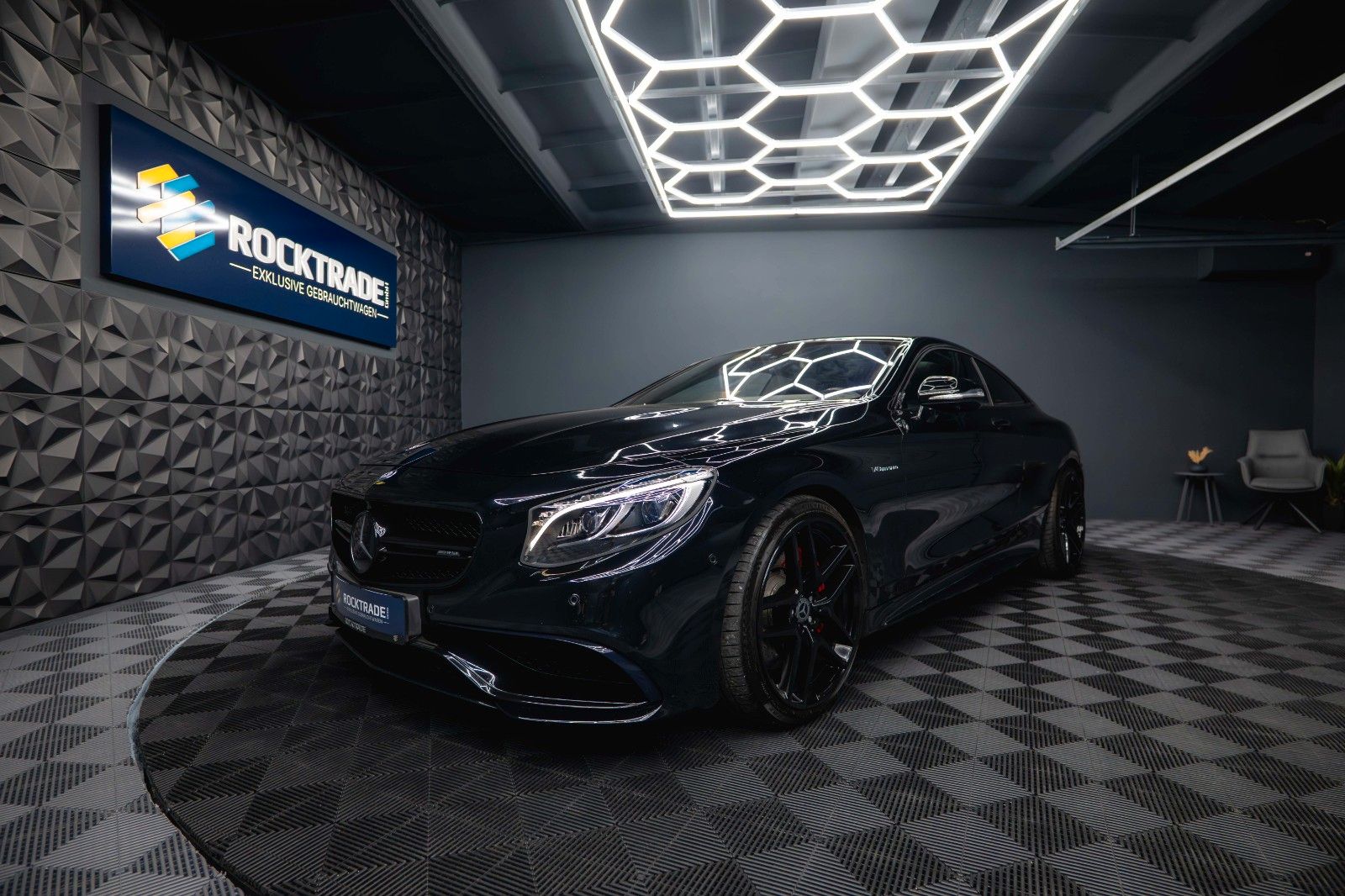 Fahrzeugabbildung Mercedes-Benz S 63 AMG 4Matic Night Edition Designo *ACC*Pano*