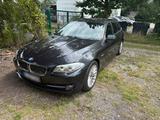 BMW F11 530i - BMW 5er-Reihe F11 mit Benzin-Antrieb