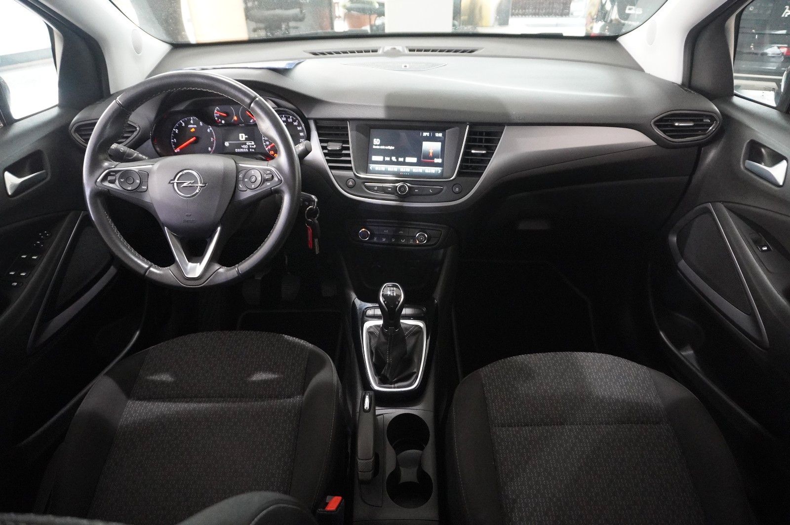 Fahrzeugabbildung Opel Crossland (X) 1.2 EDITION NAVI/LED/KAMERA/TEMP.