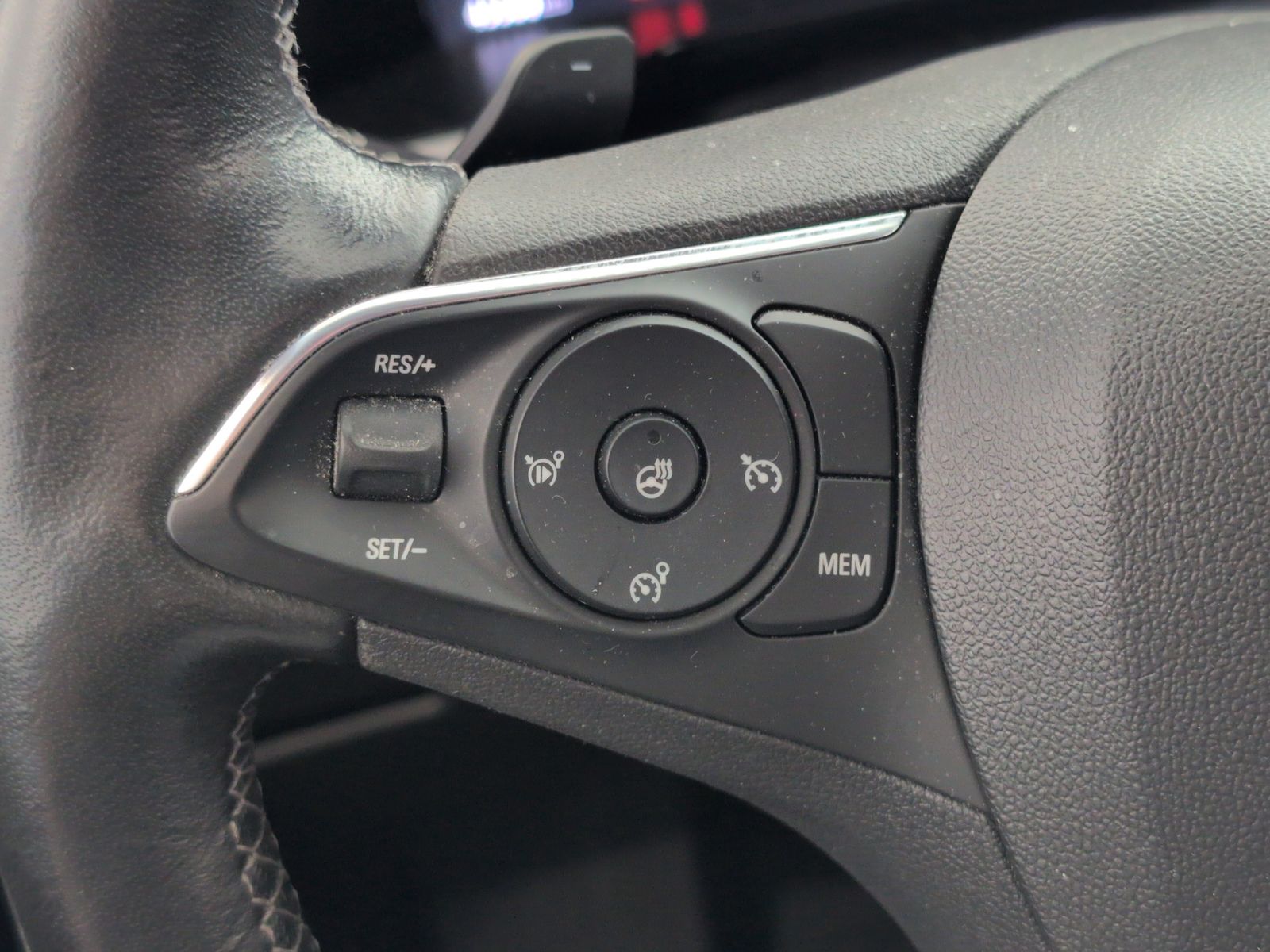 OPEL Grandland X Grandland 1.5 Diesel GS Automatik Sitzklima Navi – Bild 32
