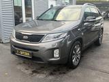 Kia Sorento Spirit 4WD 7/SITZER+AUTOMATIK+LEDER+AHK - Kia Sorento in Duisburg
