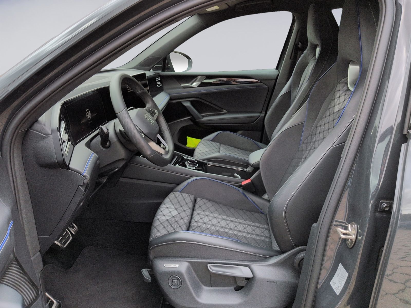 Tiguan R-Line 1.5 eTSI DSG KLIMA LED ALU