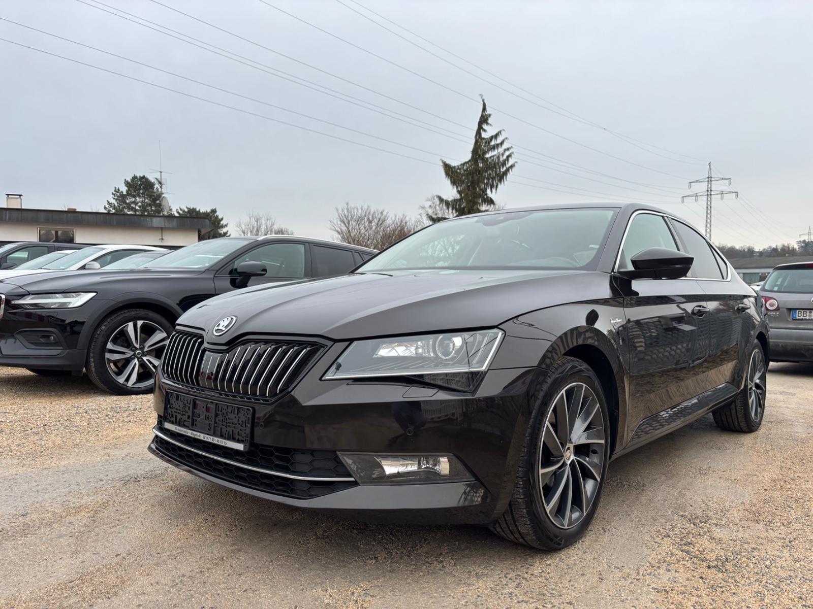 Skoda Superb Lim. L&K,MEMORY,ACC,8-fach bereift,TOP