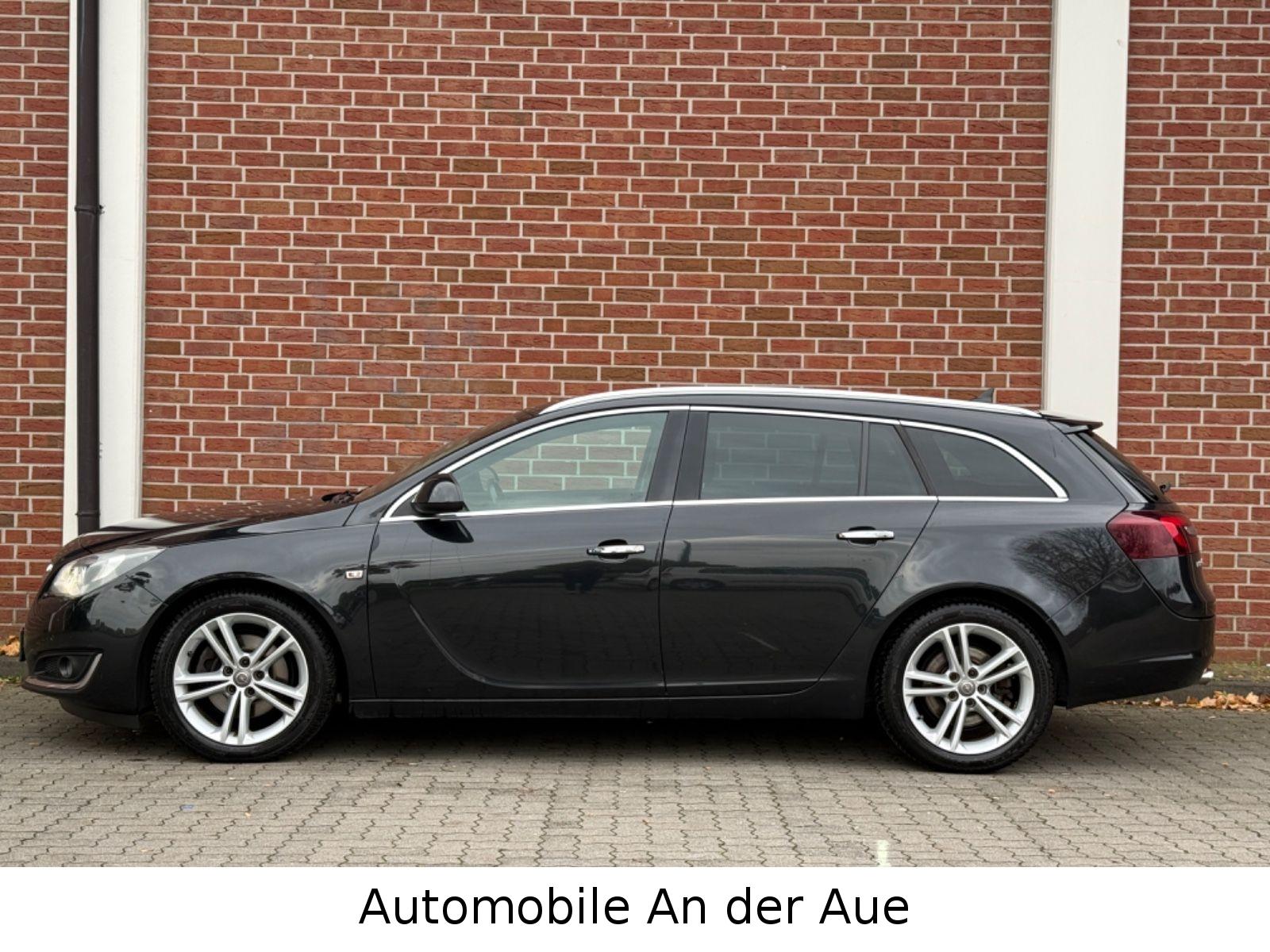 Opel Insignia 2015 — rear view