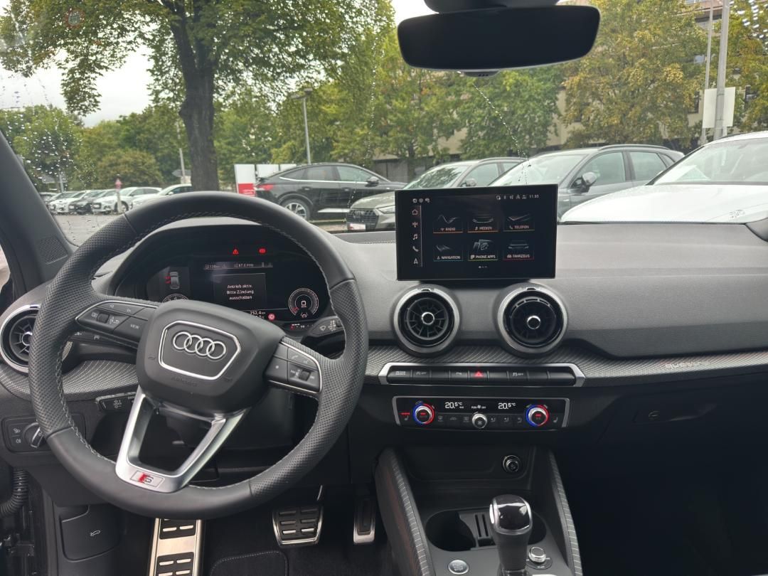 Fahrzeugabbildung Audi Q2 S line 40 TFSI quattro