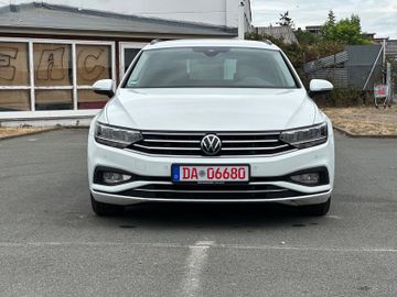 Volkswagen Passat Variant - 2