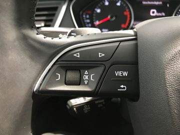 Audi Q5 40 TDI quattro 1. HAND XEN AHK KAM MMI NAV