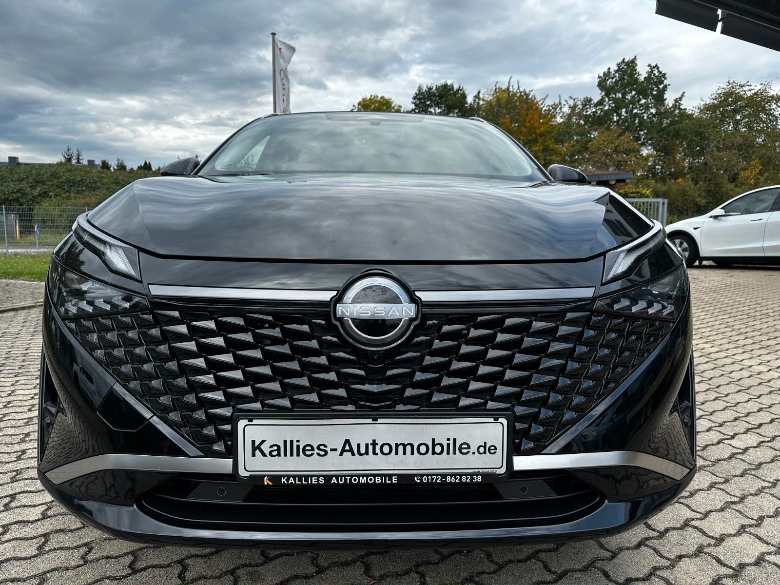 Fahrzeugabbildung Nissan Qashqai Tekna+ AHK/Leder/Pano/Bose