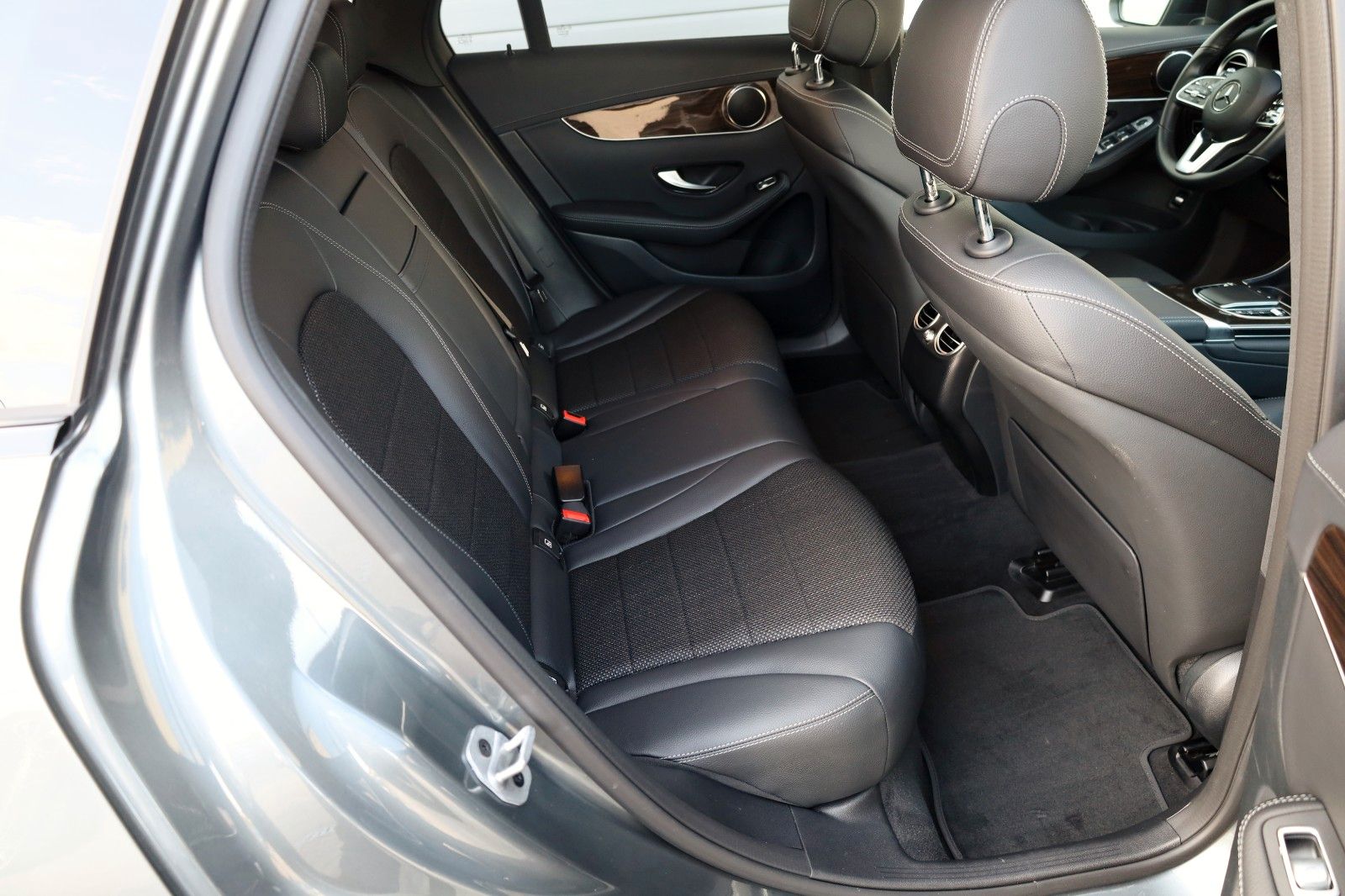 Fahrzeugabbildung Mercedes-Benz GLC 300de 4Matic,T.Leder,Navi,LED,Kamera,PanDach