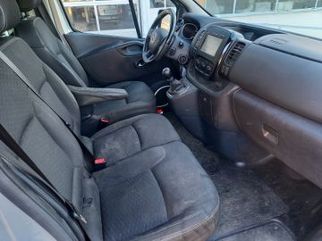 Opel Vivaro - 7