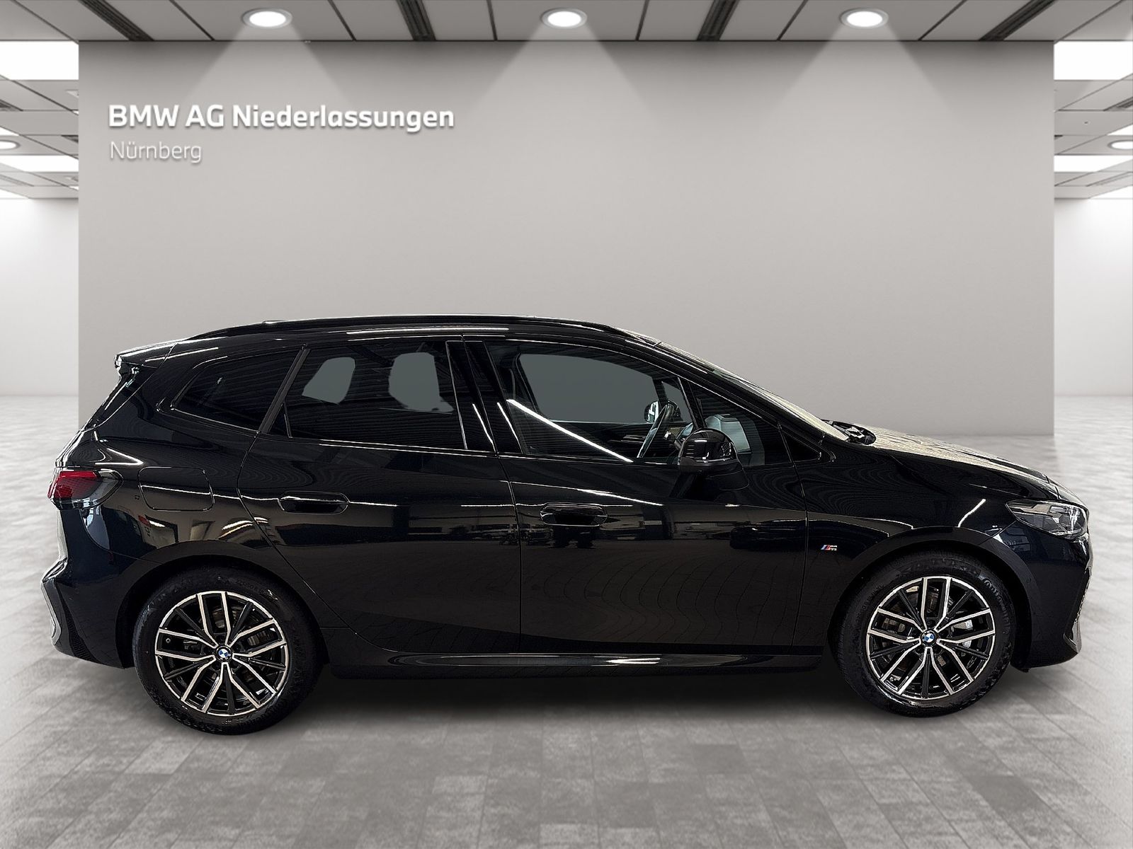 BMW 223 Active Tourer - Bild 5