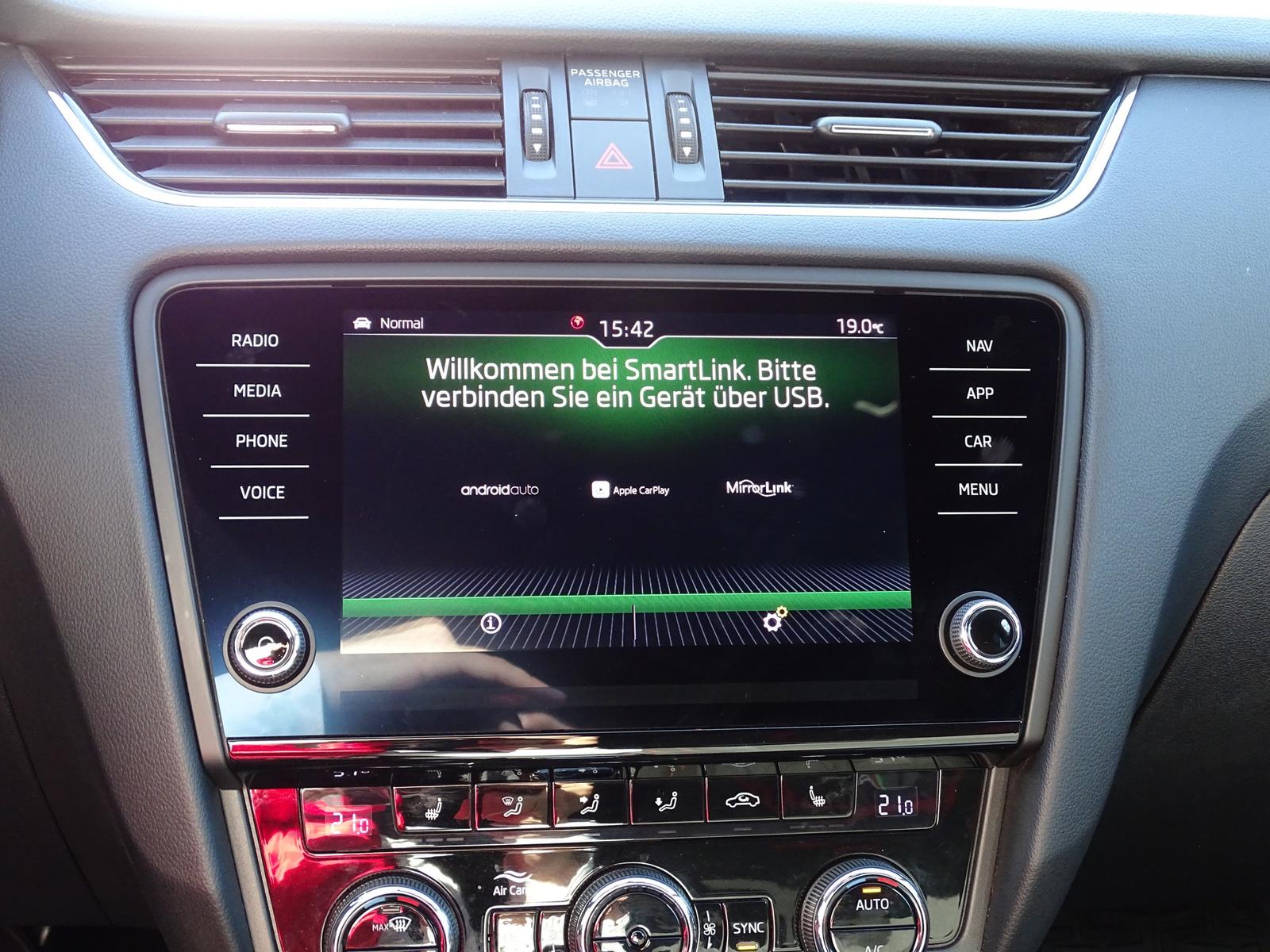 Skoda Octavia Combi 2.0 RS 245 LED Navi ACC SmartLink