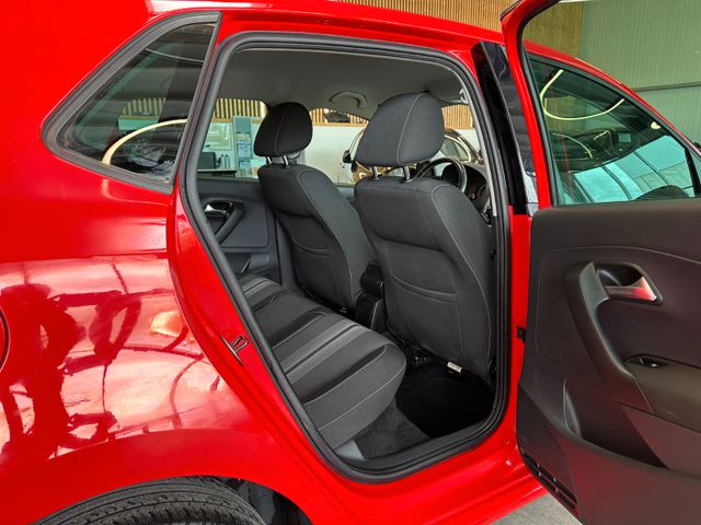 Volkswagen Polo V Match *2. Hand*Scheckheft*Klima*PDC*SHZ*