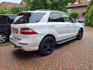 Mercedes ML 500 - 2