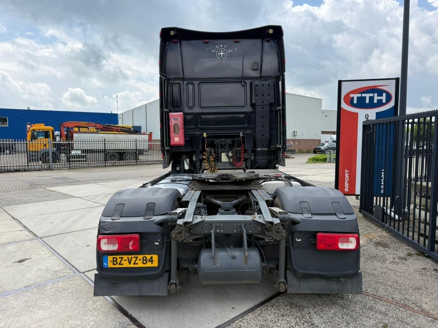 DAF XF105.460 SuperSpaceCab Euro5 EEV NL Truck Hydra