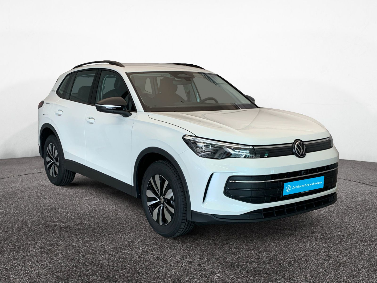 Volkswagen Tiguan Goal 1,5 TSI DSG AHK AREA NAVI LED ACC foto 3