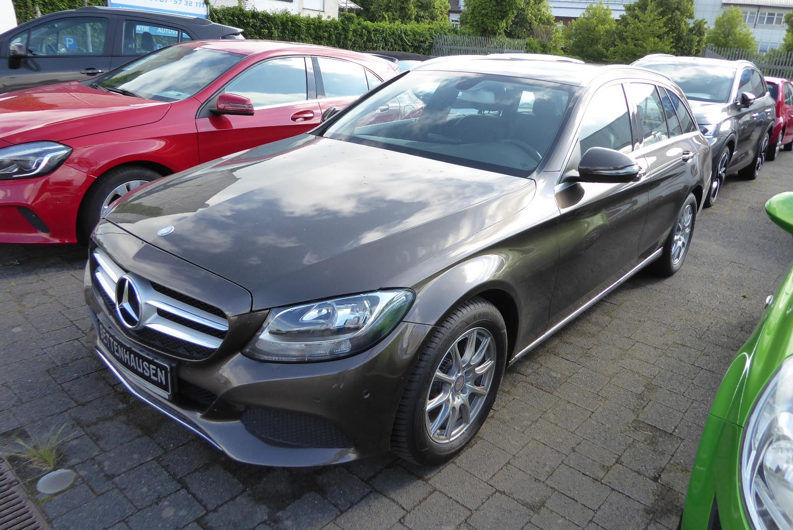 Mercedes-Benz C 180 T Navi Teilleder