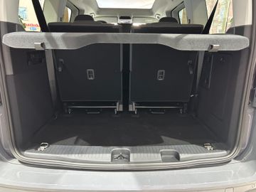 Ford Grand Tourneo Connect PHEV Active