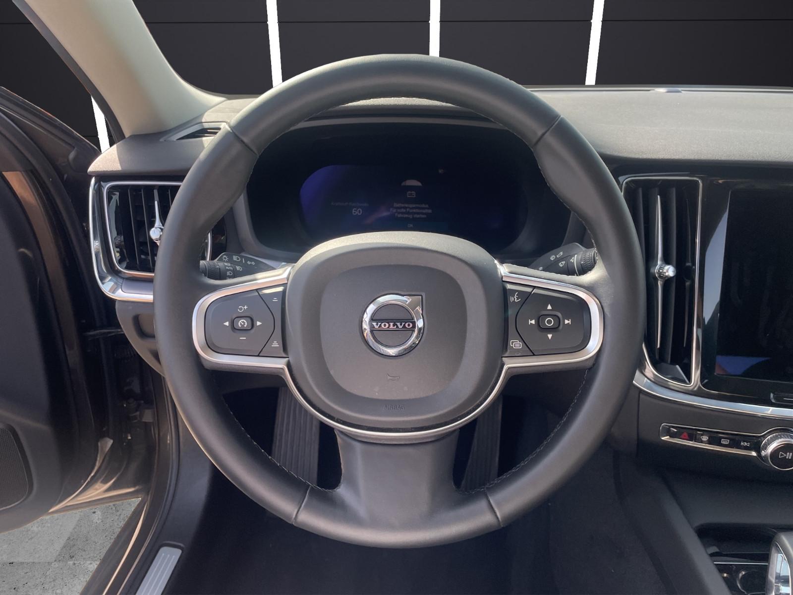 Volvo S60 Lim. Plus Dark LED*CAM*Navi*Shzg, миниатюра 11
