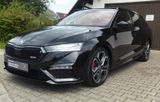 Skoda Octavia Combi RS DSG/MATRIX/Head-Up/19"ALU/DCC - Skoda Octavia: Schwarz, RS
