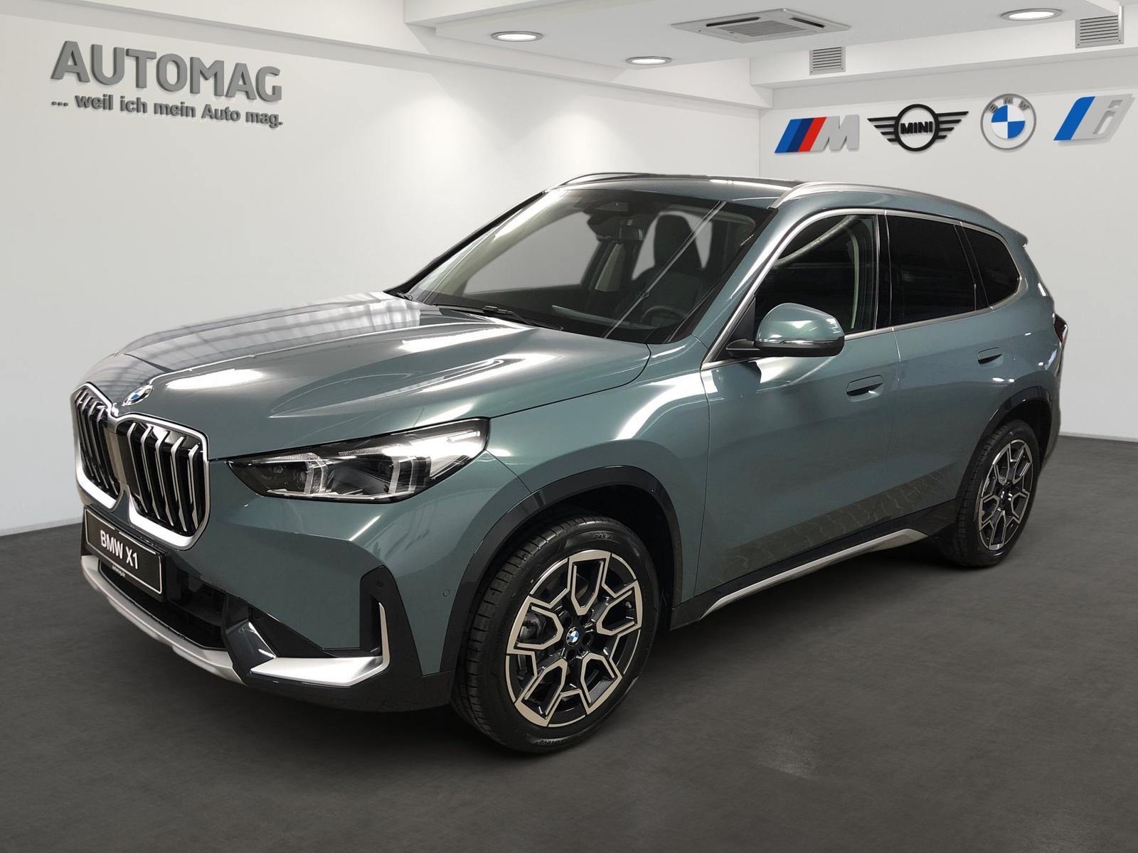 BMW X1 sDrive20i xLine*AHK*RFK*Komfortzg*AdapatLED