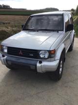 Mitsubishi Pajero GLS 3.0 V6 V20 org. 95 km - Mitsubishi Pajero V20 mit Benzin-Antrieb