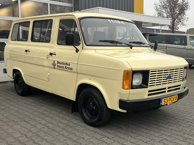 Ford Transit 100 AUTOCAR 8-persoons Wegenbelastingvri