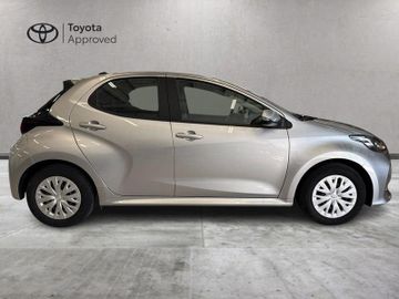 Toyota Yaris - 4