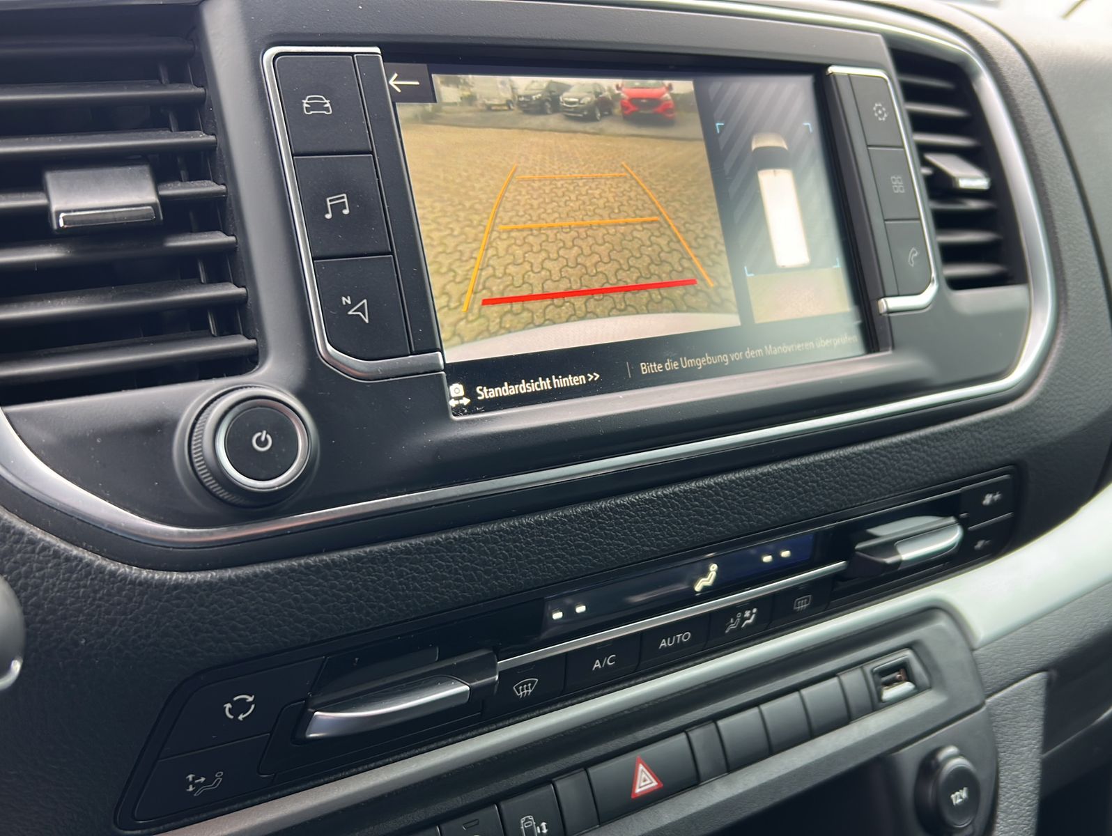 Fahrzeugabbildung Opel Zafira Life 2,0 Ltr. - 130 kW CDTI