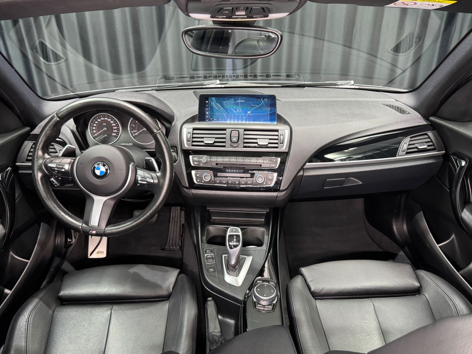 Fahrzeugabbildung BMW M140i xDrive|LEDER|NAVI|SCHIEBEDACH|AUTOMATIK|