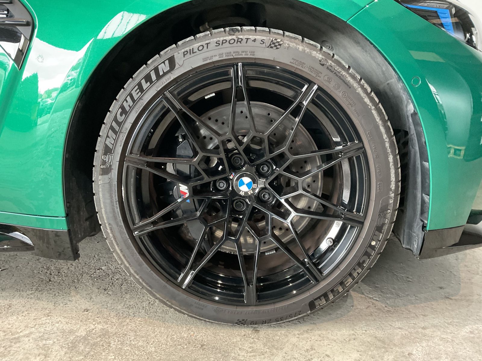Fahrzeugabbildung BMW M3 Competition |M Compound-Bremse |Harman Kardon