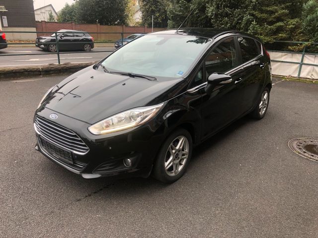 Ford Fiesta Titanium 1.0 101PS*1.Hand*Sitz...