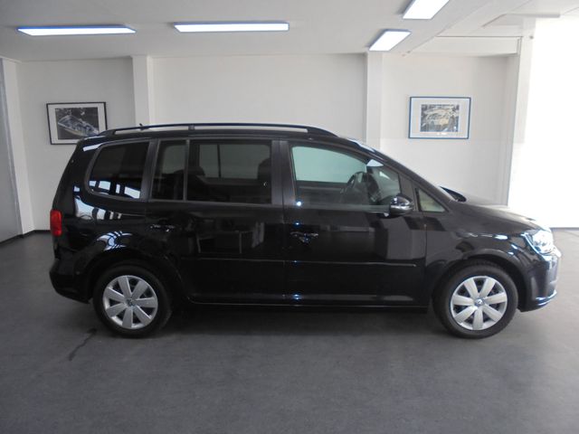 Volkswagen Touran 1.4 Comfortline AHK WR+SR PDC TÜV 03/2027