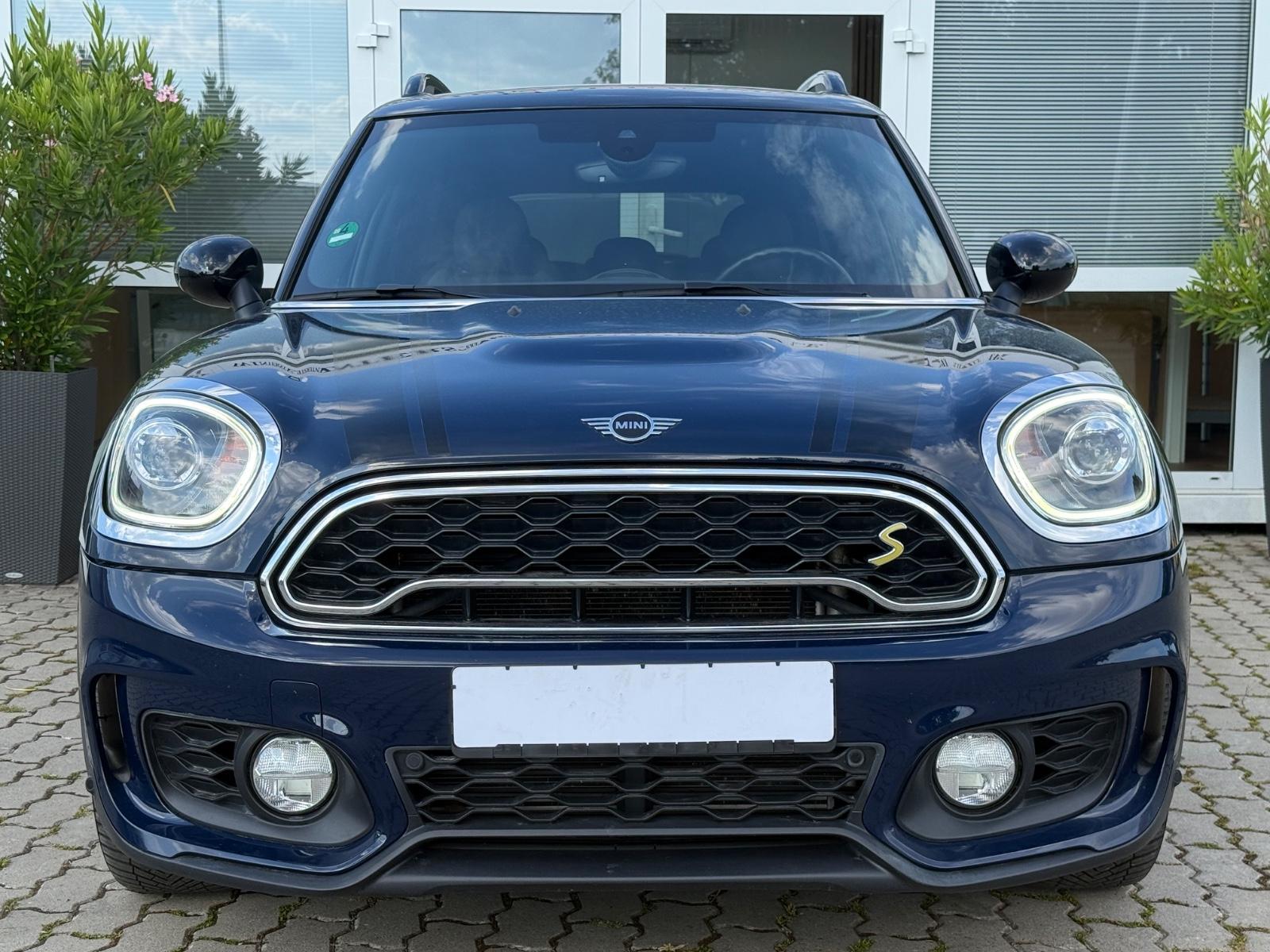 MINI Countryman Cooper SE ALL4 JCW*LED*Navi*Panorama*