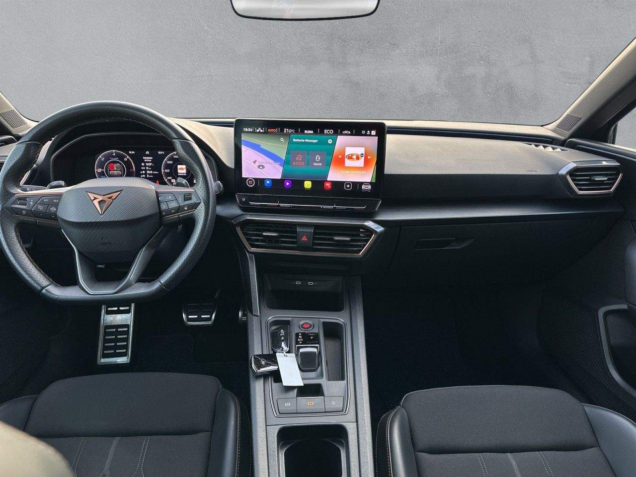 Fahrzeugabbildung CUPRA Leon Sportstourer 1.4 e-Hybrid (204PS)