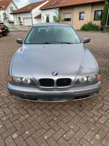 BMW BWM  E 39 523i - BMW 523 aus 1998