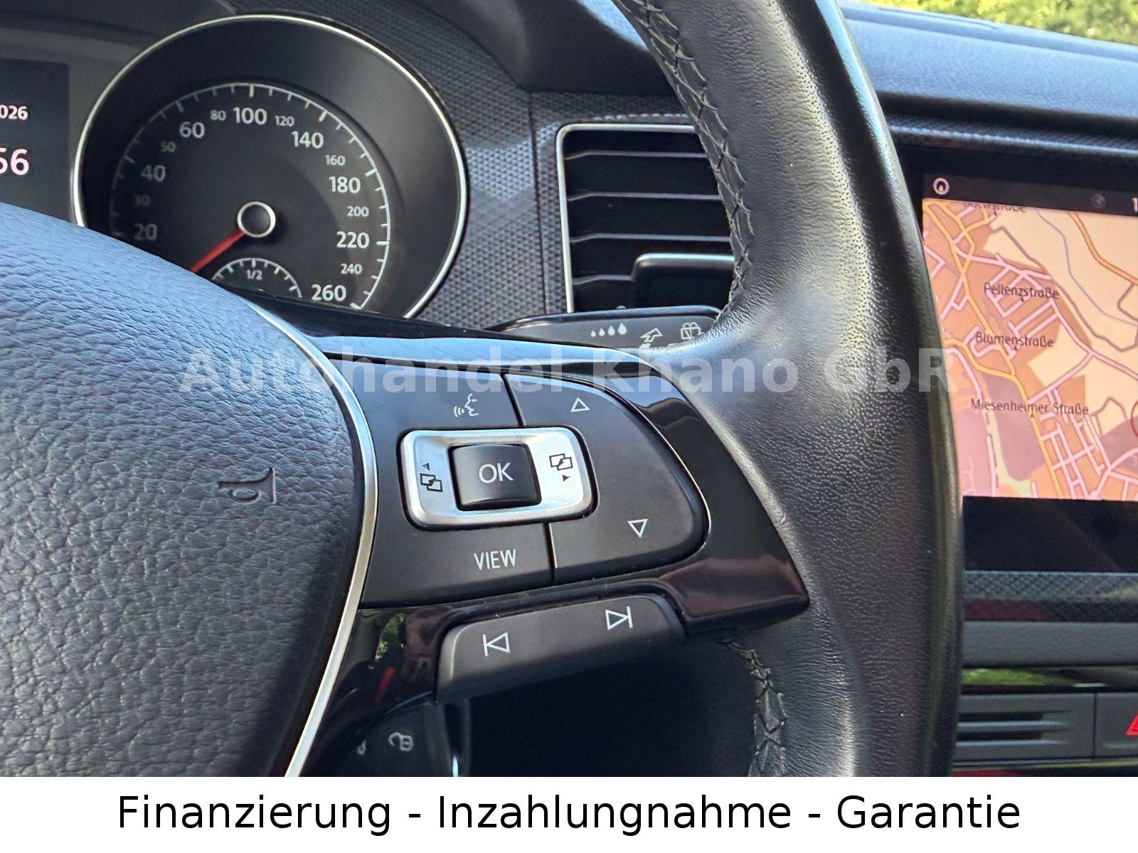 Volkswagen Golf Sportsvan VII United, миниатюра 21