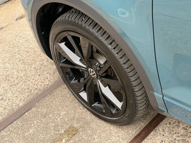 Fahrzeugabbildung Volkswagen T-Roc 2.0 TSI R-Line 4Motion DSG*Leder