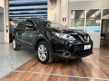 Nissan Qashqai - 1