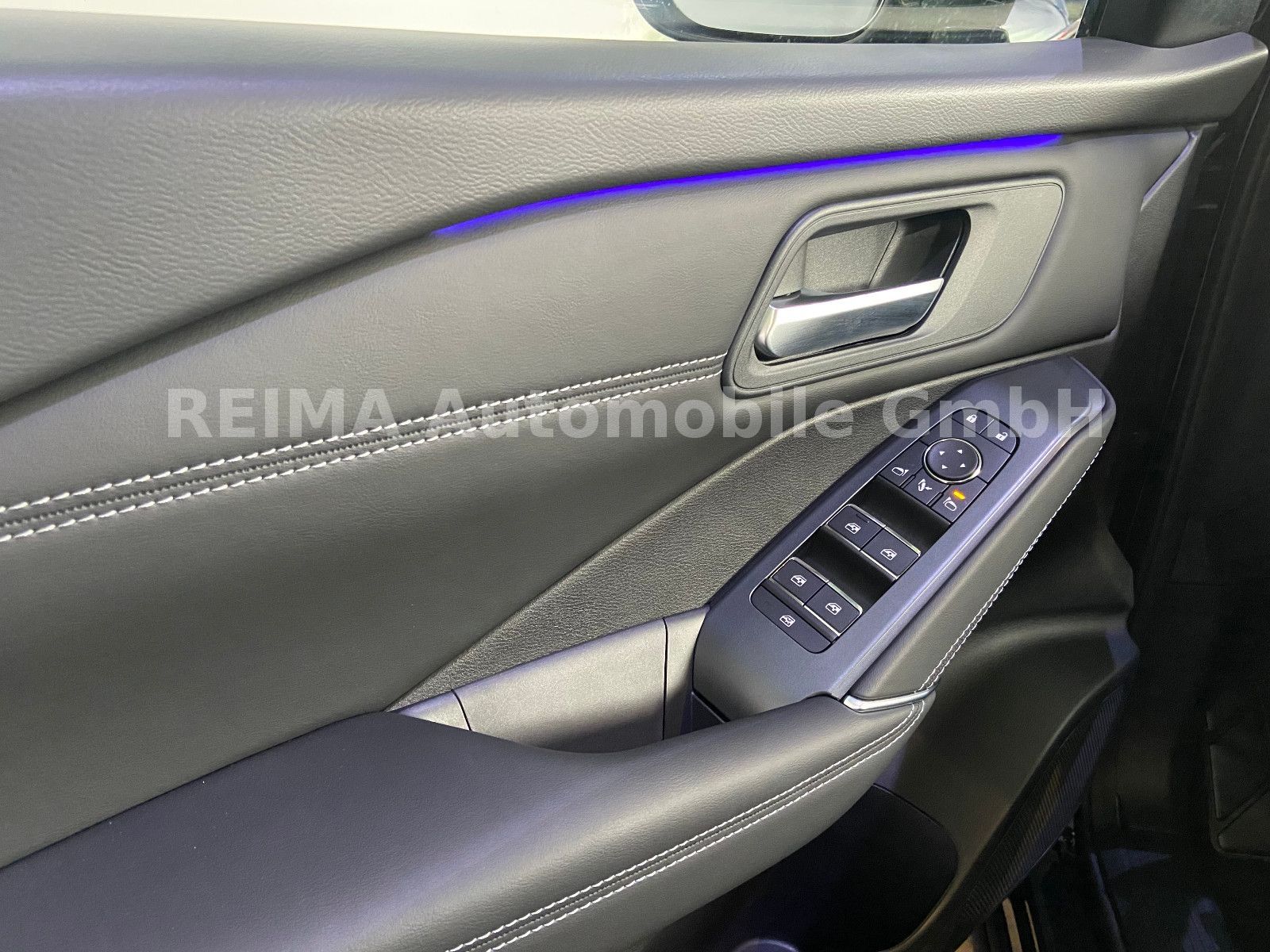 Fahrzeugabbildung Nissan Qashqai 1.3 DIG-T MHEV , Pano, LED, ACC