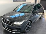 Volkswagen Tiguan Elegance 2.0 TDI DSG*IQLIGHT*LANE*AHK - Volkswagen Tiguan: Geländewagen