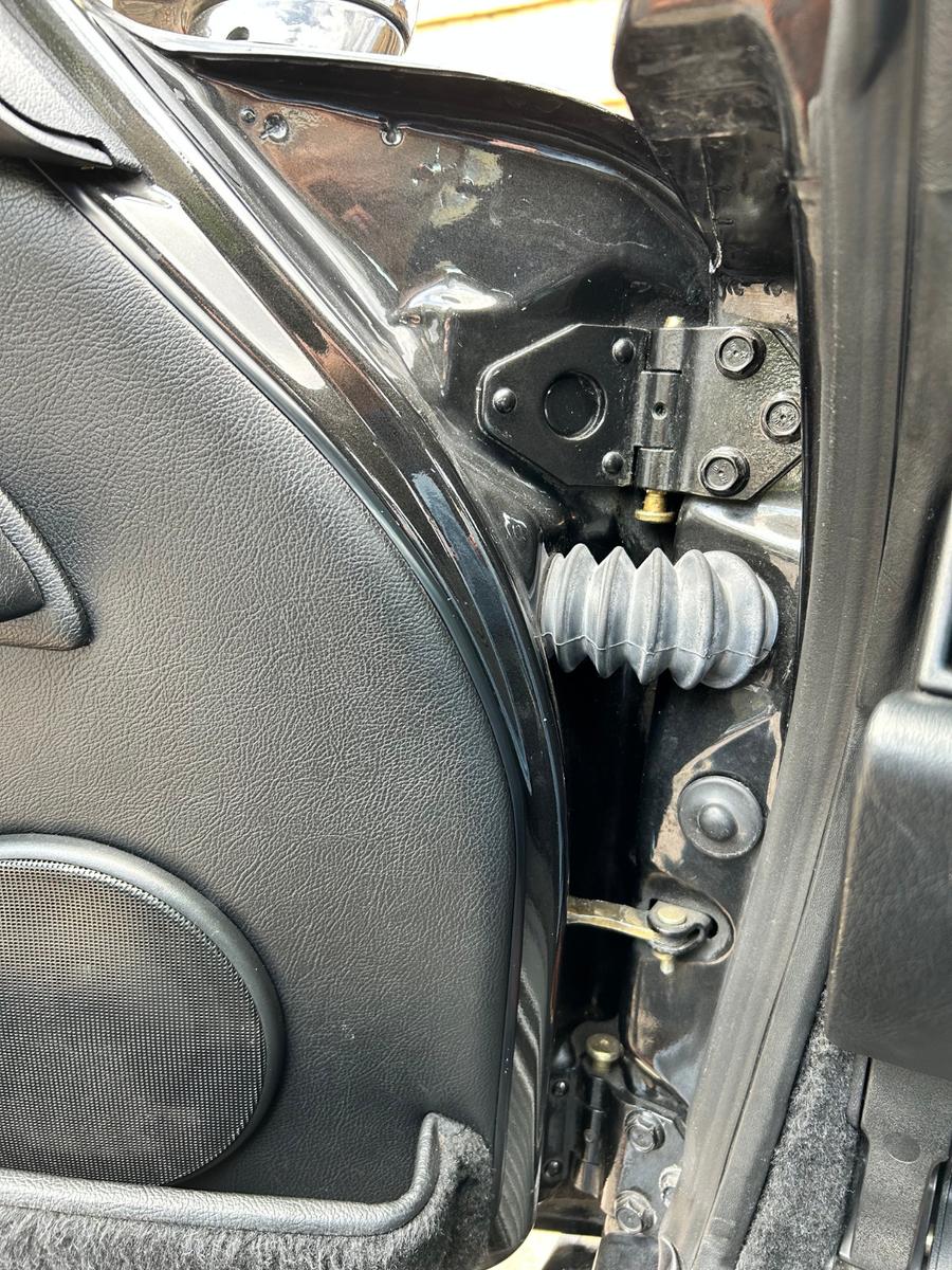 Porsche 993 Targa - Top und im Turbolook!