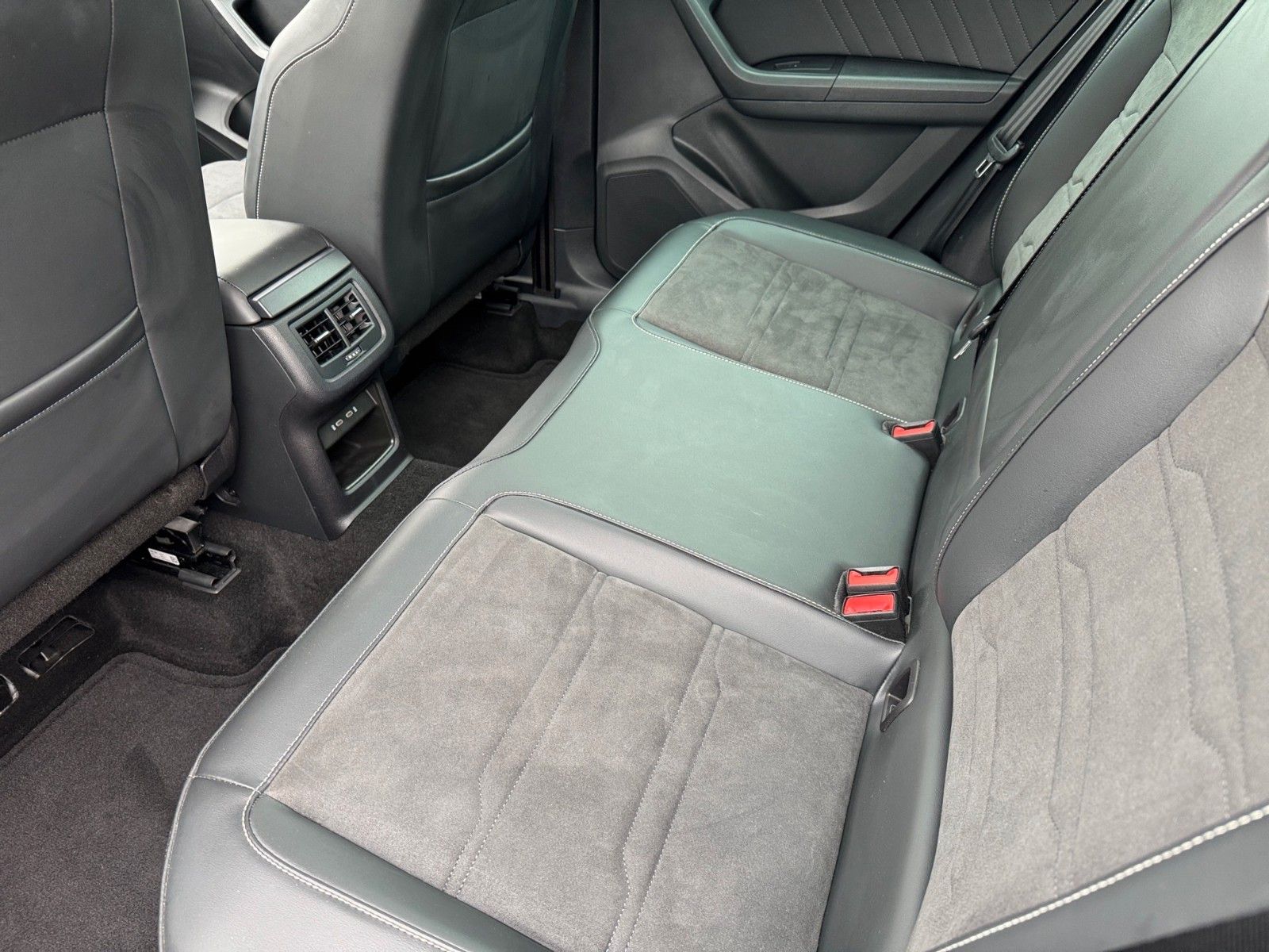 Fahrzeugabbildung SEAT Ateca Xperience 1.5 TSI