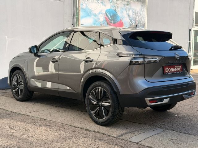 Fahrzeugabbildung Nissan Qashqai 1.3 DIG-T Xtronic Tekna PGD*Bose*MJ26