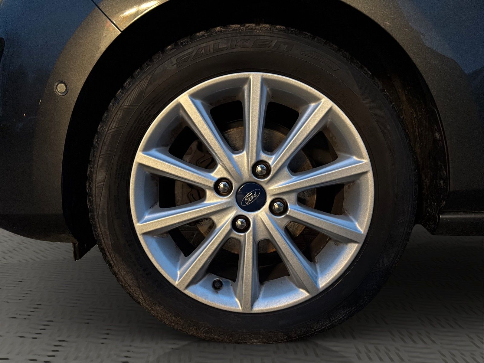 Fahrzeugabbildung Ford Fiesta Titanium Pano/LED/B&O/Kamera/Navi