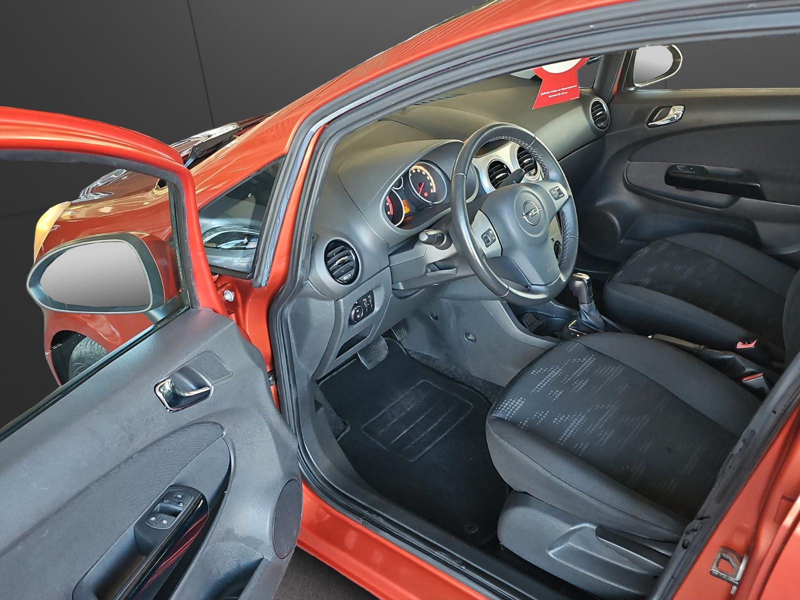 Opel Corsa D Satellite*Automatik*Fahrradträgersystem